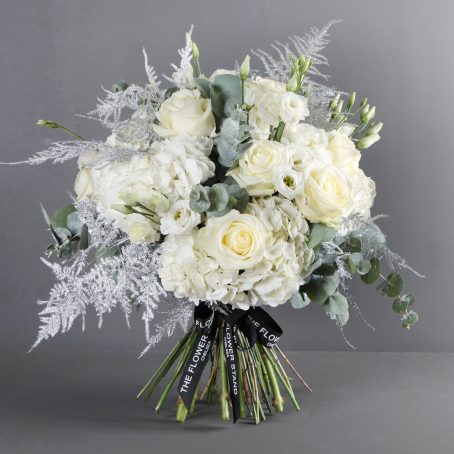 White Christmas Bouquet