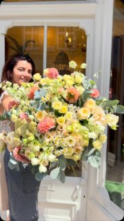 I WANT THIS!

#theflowerstandchelsea #flowerpower #lovingflowers #flowersforlove #sayiloveyouwithflowers